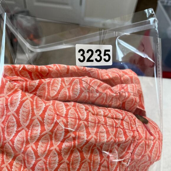 Old Navy Shorts Womens 14 Orange Goldfish Chino 7 Inseam Cotton Prep Casual - Picture 10 of 10